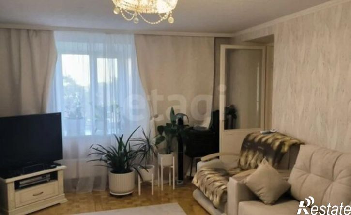 3-комн квартира ул Адмирала Ушакова, 36,  д. 36