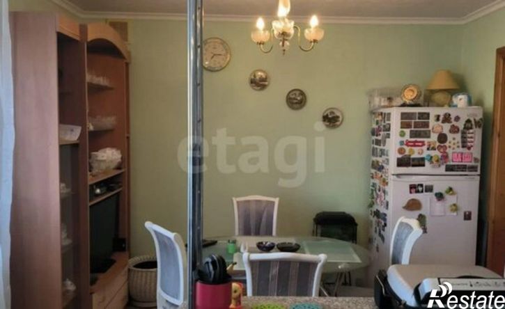 3-комн квартира ул Адмирала Ушакова, 36,  д. 36