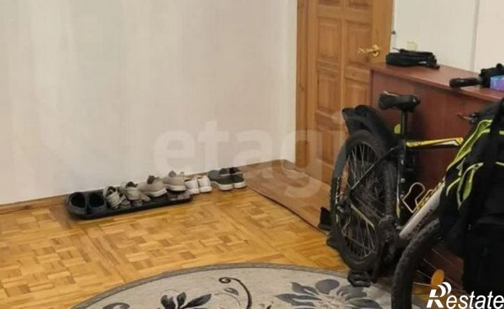3-комн квартира ул Адмирала Ушакова, 36,  д. 36