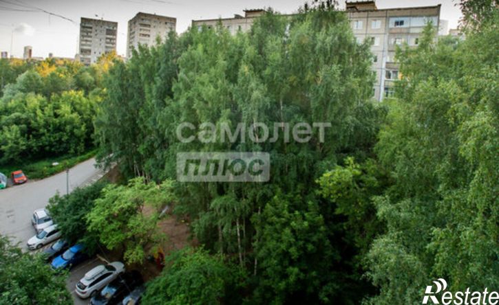 3-комн квартира ул Хрустальная, 17,  д. 17