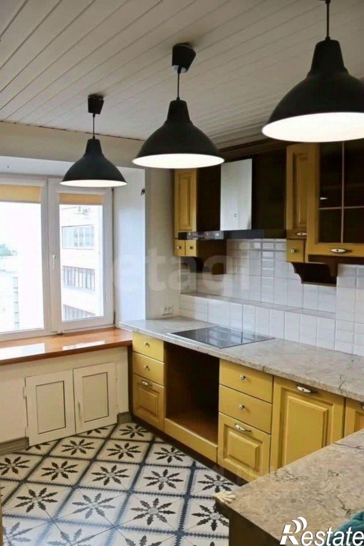 3-комн квартира ул Крисанова, 26а,  д. 26а