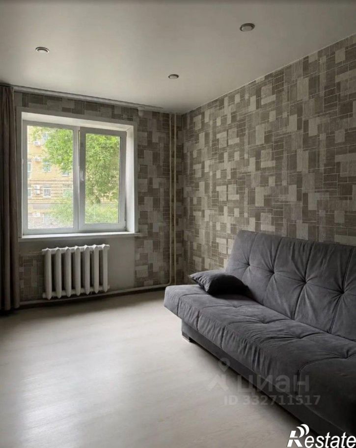 3-комн квартира ул Коминтерна, 20,  д. 20