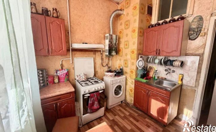 3-комн квартира ул Адмирала Ушакова, 7,  д. 7