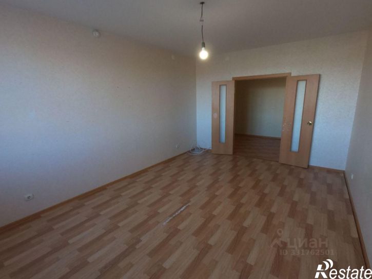 3-комн квартира ул Светлогорская, 11,  д. 11