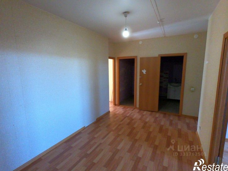3-комн квартира ул Светлогорская, 11,  д. 11