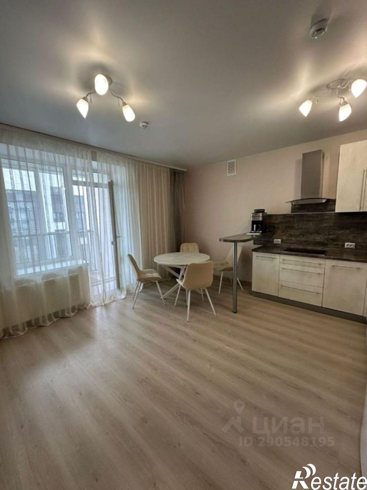 3-комн квартира ул Окулова, 24,  д. 24