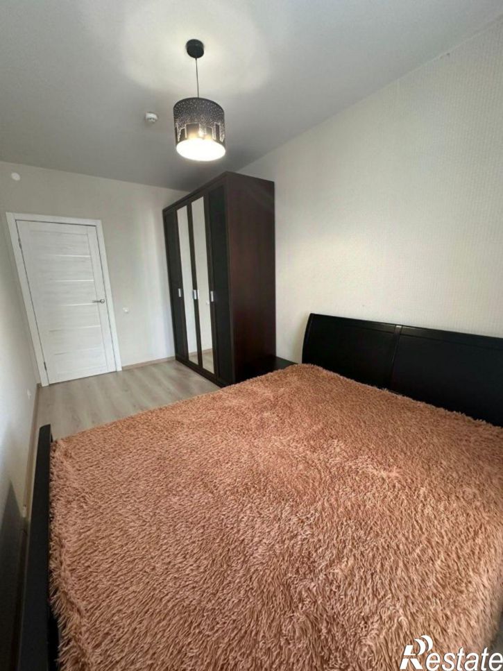 3-комн квартира ул Окулова, 24,  д. 24