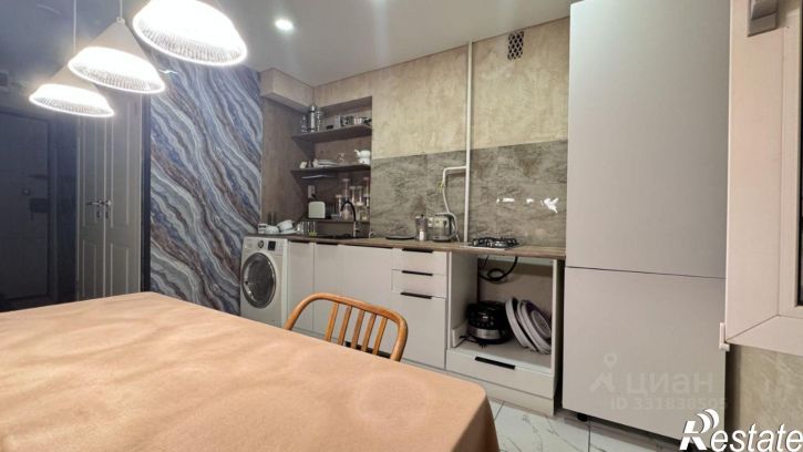 3-комн квартира ул Луначарского, 94,  д. 94