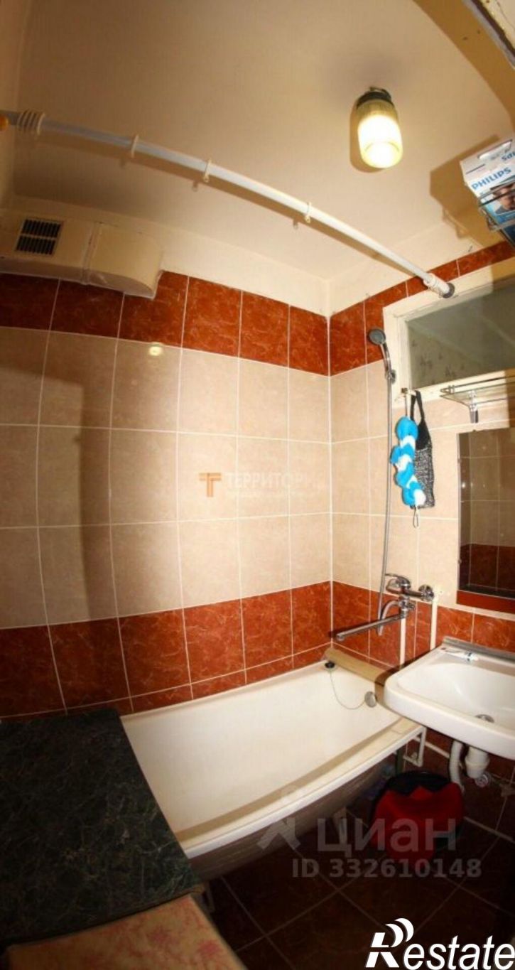 3-комн квартира ул Льва Шатрова, 33,  д. 33