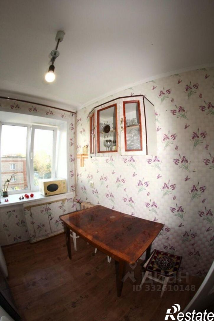 3-комн квартира ул Льва Шатрова, 33,  д. 33