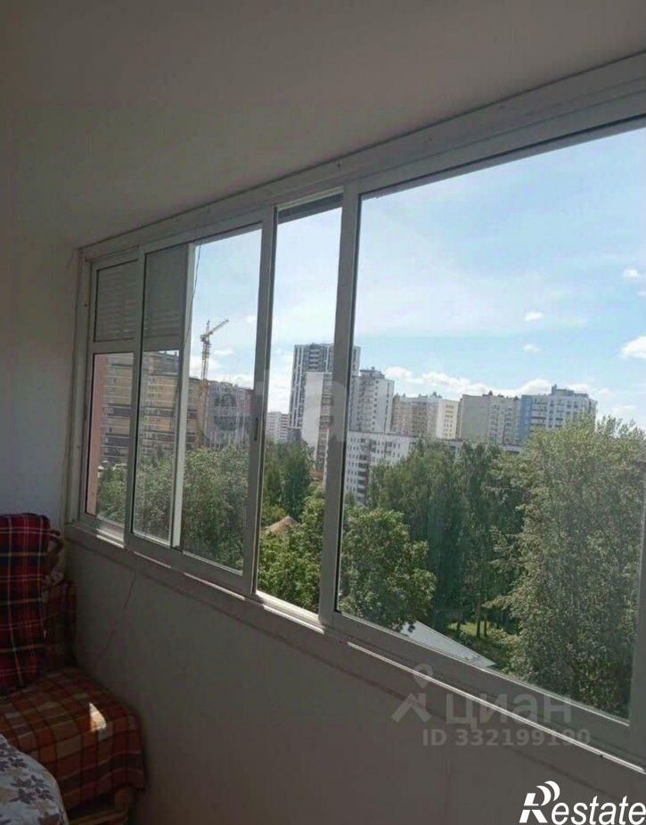 1-комн квартира ул Адмирала Ушакова, 21,  д. 21