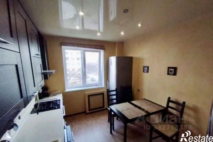 3-комн квартира ул Евгения Пермяка, 1,  д. 1
