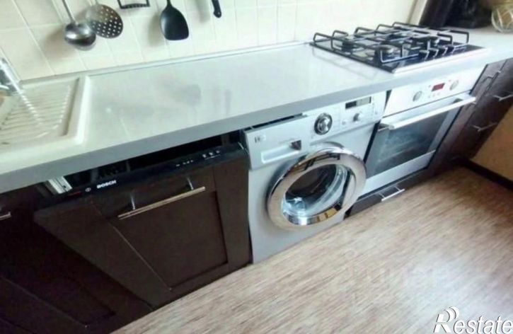 3-комн квартира ул Евгения Пермяка, 1,  д. 1