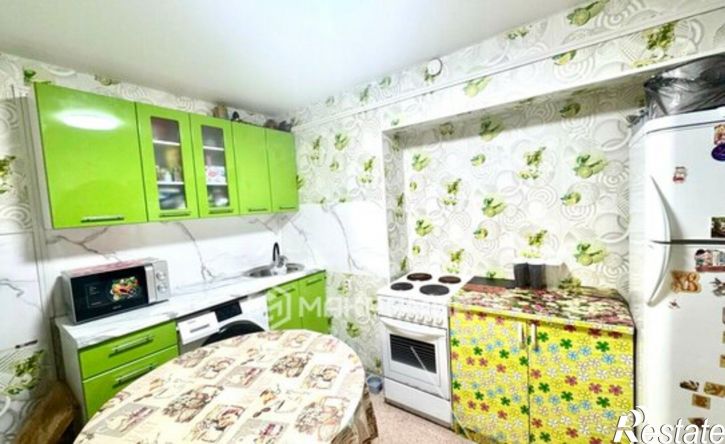 2-комн квартира ул Героев Хасана, 103/8,  д. 103/8