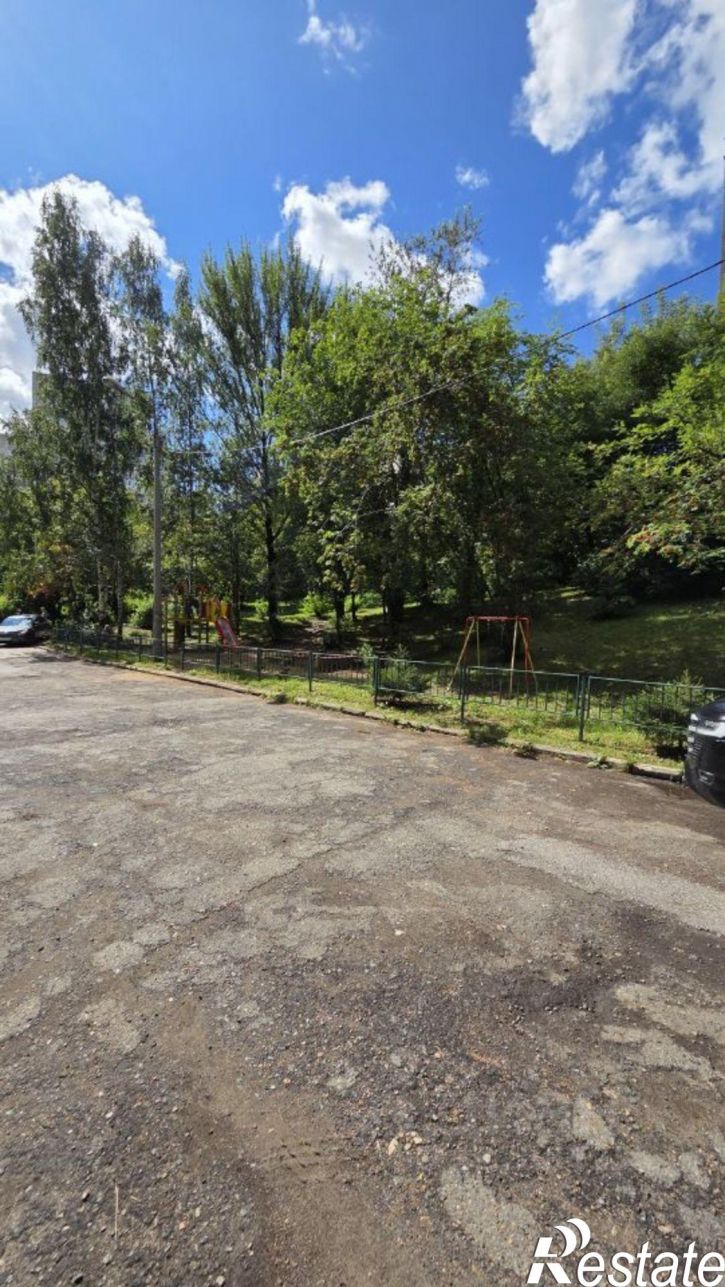 3-комн квартира ул Хрустальная, 15,  д. 15