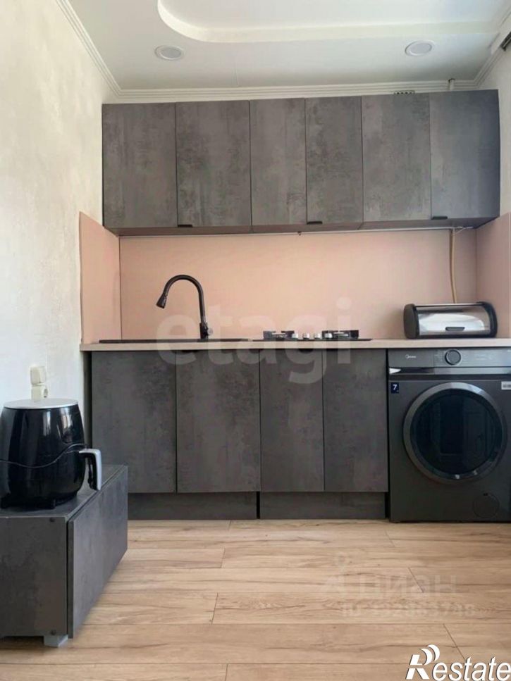 3-комн квартира ул Стахановская, 23,  д. 23