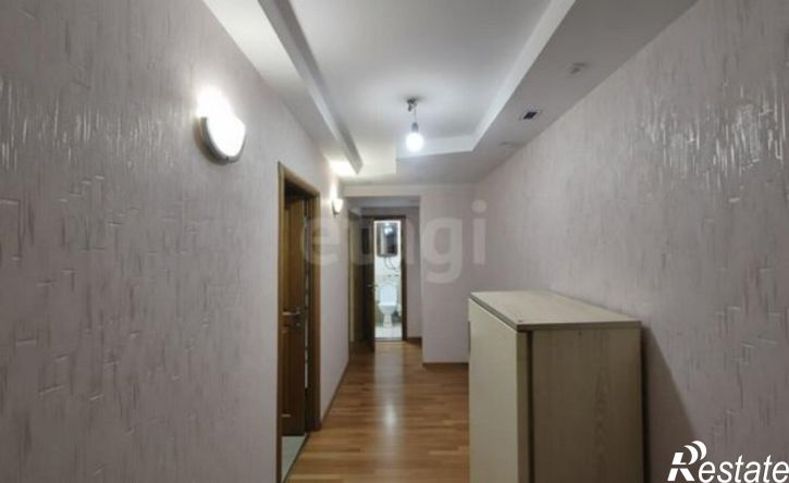 3-комн квартира ул Карбышева, 40,  д. 40