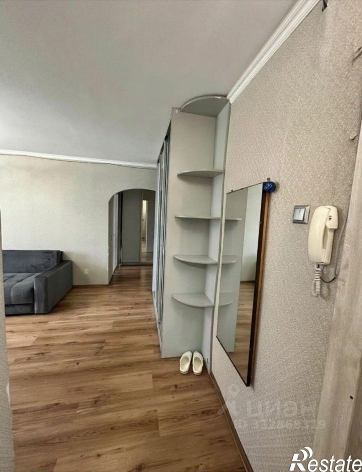 3-комн квартира ул Хрустальная, 8,  д. 8