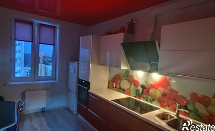 3-комн квартира ул Уинская, 33,  д. 33