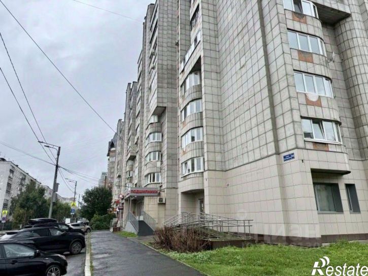 4-комн квартира ул Луначарского, 105,  д. 105