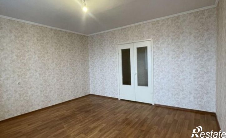 4-комн квартира ул Адмирала Ушакова, 21,  д. 21