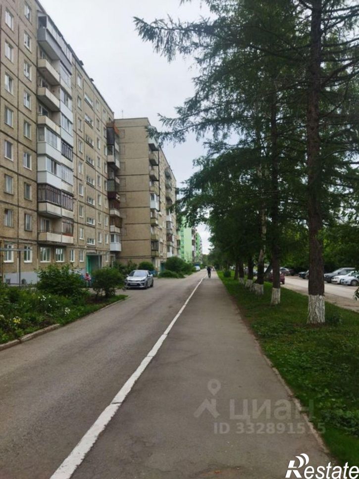 2-комн квартира ул Лаврова, 18/2,  д. 18/2