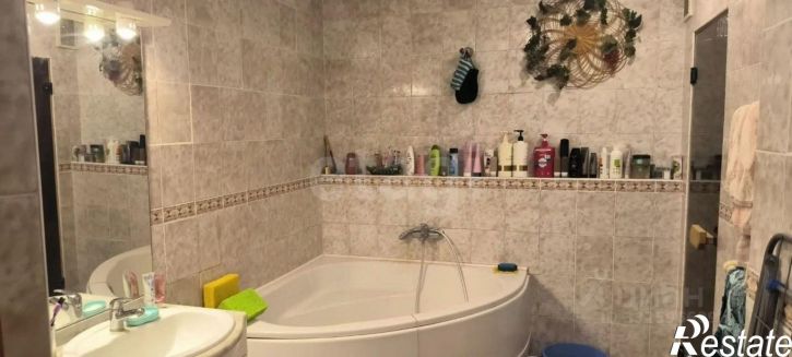 3-комн квартира ул Адмирала Ушакова, 36,  д. 36