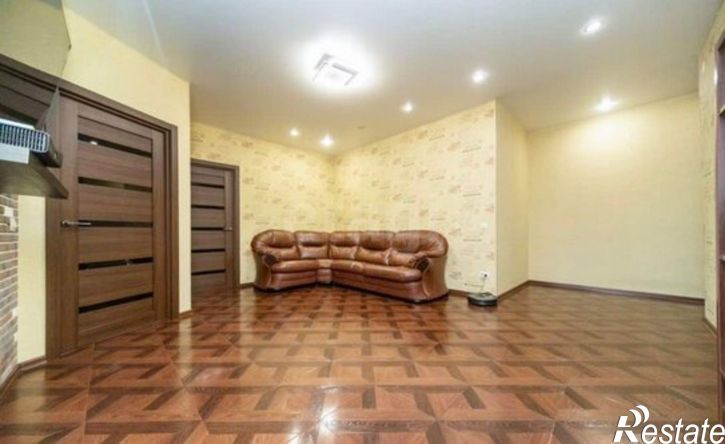 3-комн квартира ул Елькина, 39,  д. 39