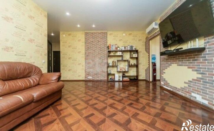 3-комн квартира ул Елькина, 39,  д. 39