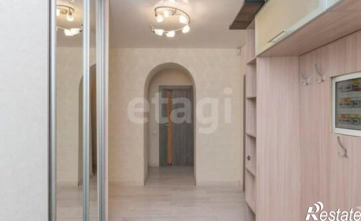 4-комн квартира Пермь, Закамская улица, 25