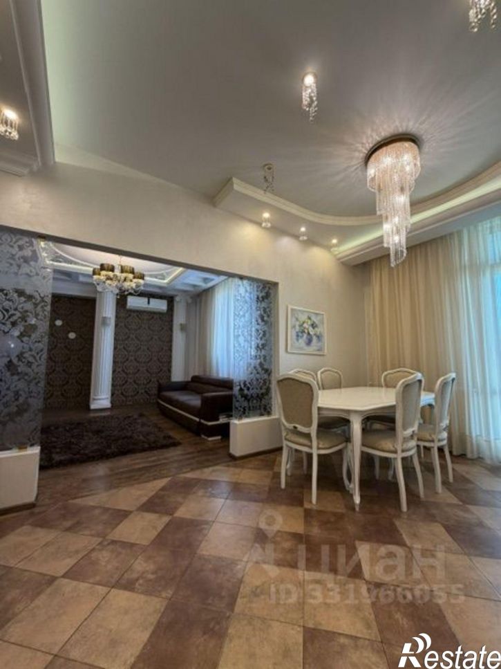4-комн квартира ул Луначарского, 15,  д. 15