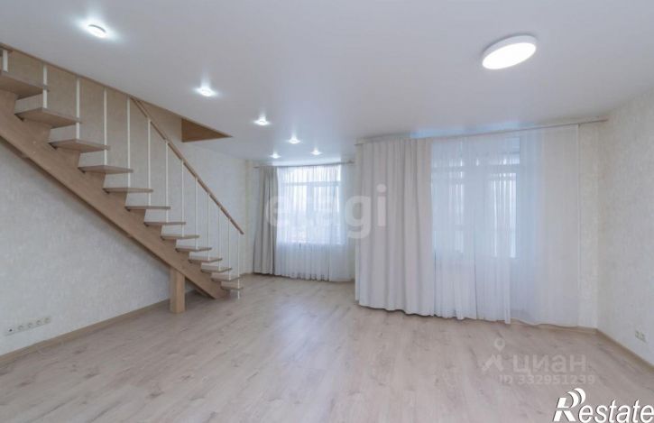 4-комн квартира ул Уинская, 17,  д. 17