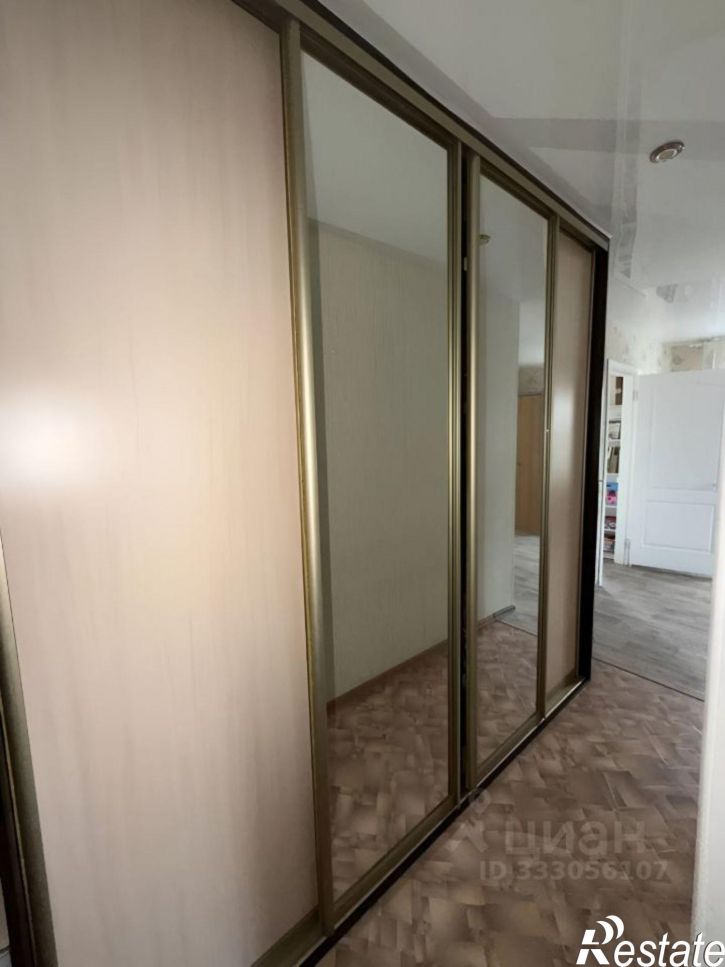 3-комн квартира ул Запорожская, 11,  д. 11