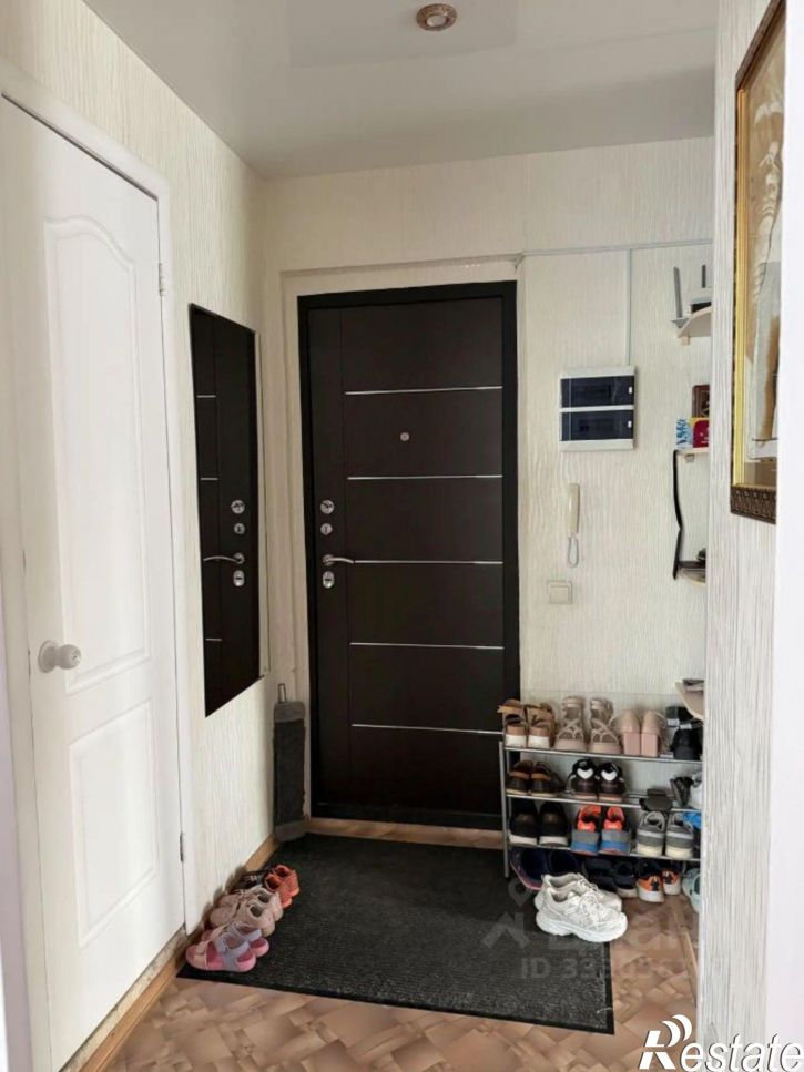 3-комн квартира ул Запорожская, 11,  д. 11