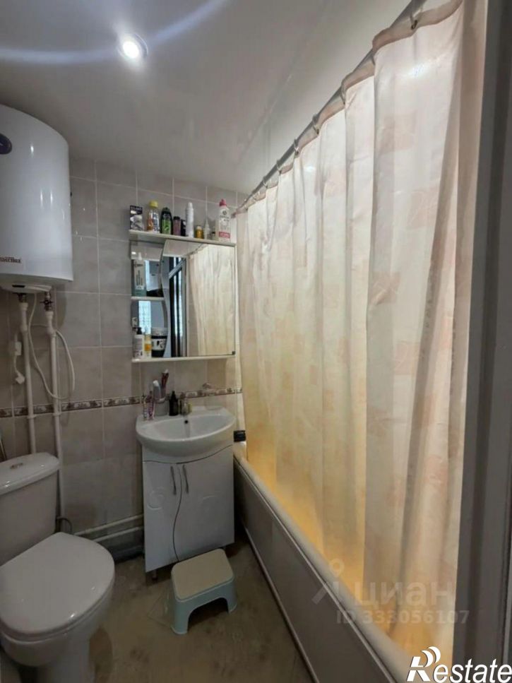 3-комн квартира ул Запорожская, 11,  д. 11