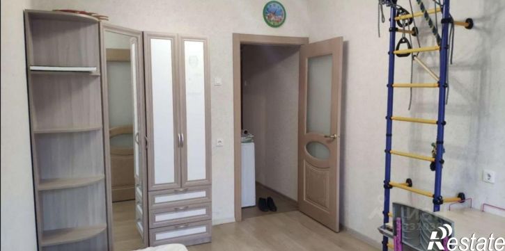 3-комн квартира пр-кт Декабристов, 33,  д. 33