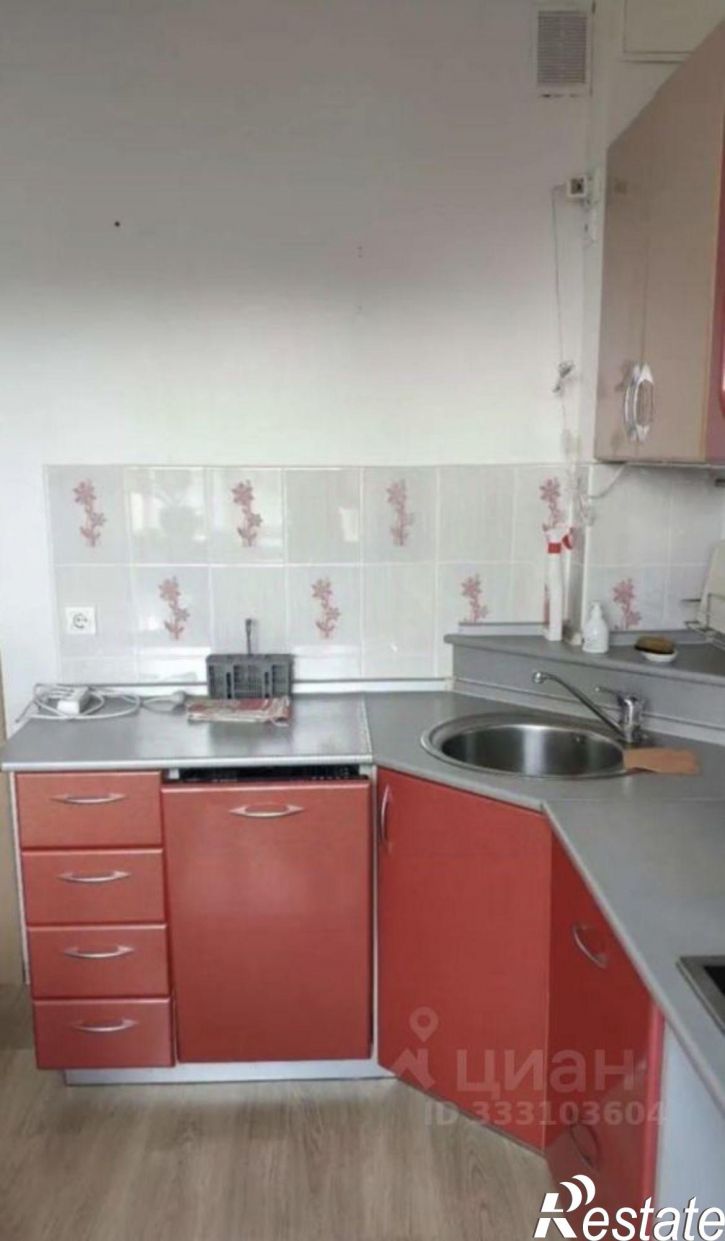 3-комн квартира пр-кт Декабристов, 33,  д. 33