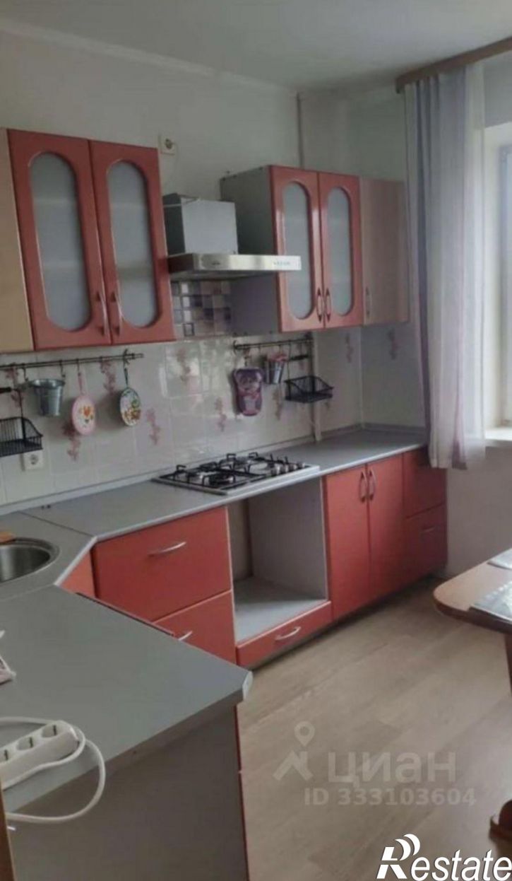 3-комн квартира пр-кт Декабристов, 33,  д. 33