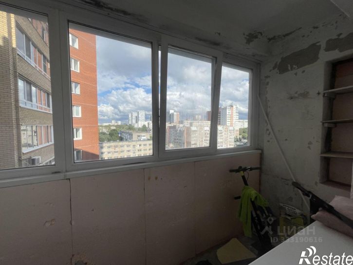 3-комн квартира ул Милиционера Власова, 4,  д. 4