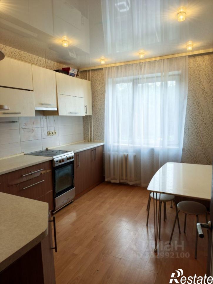2-комн квартира шоссе Космонавтов, 166г,  д. 166г