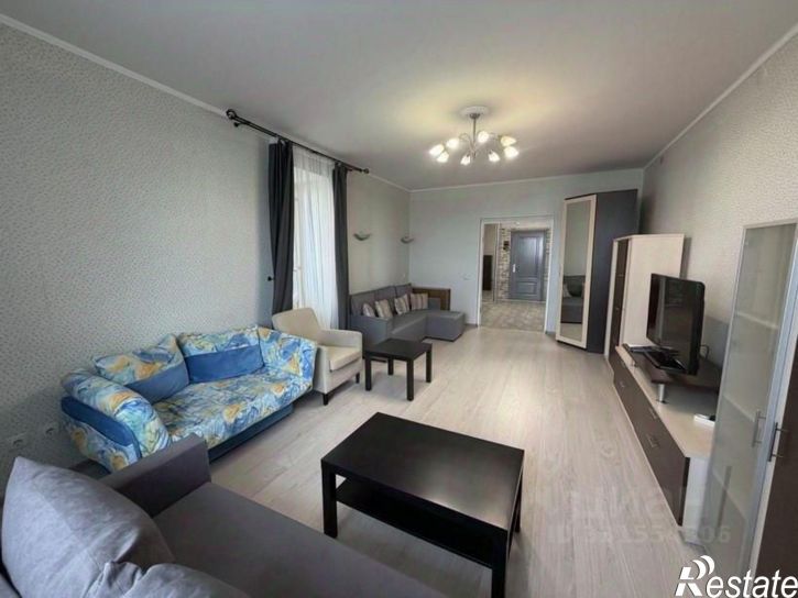4-комн квартира ул Металлистов, 8,  д. 8