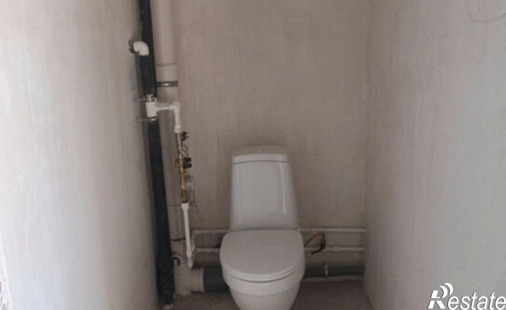 3-комн квартира ул Лодыгина, 42а,  д. 42а
