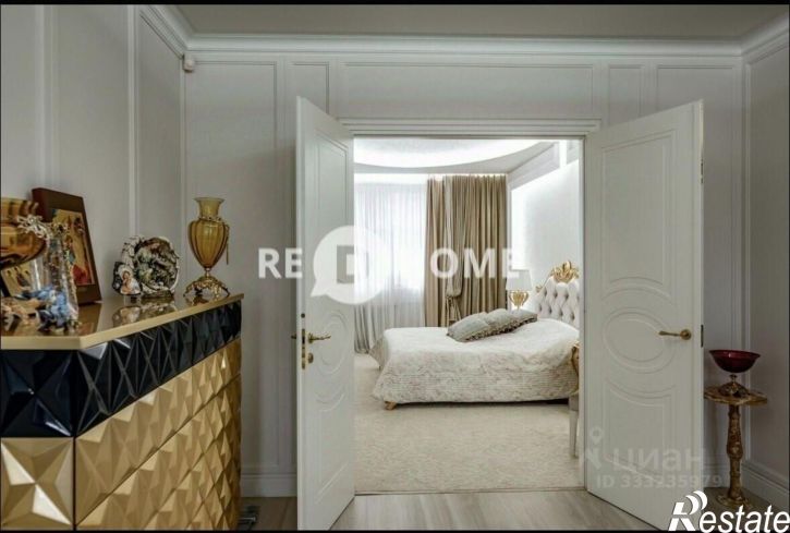 4-комн квартира ул Революции, 21б,  д. 21б