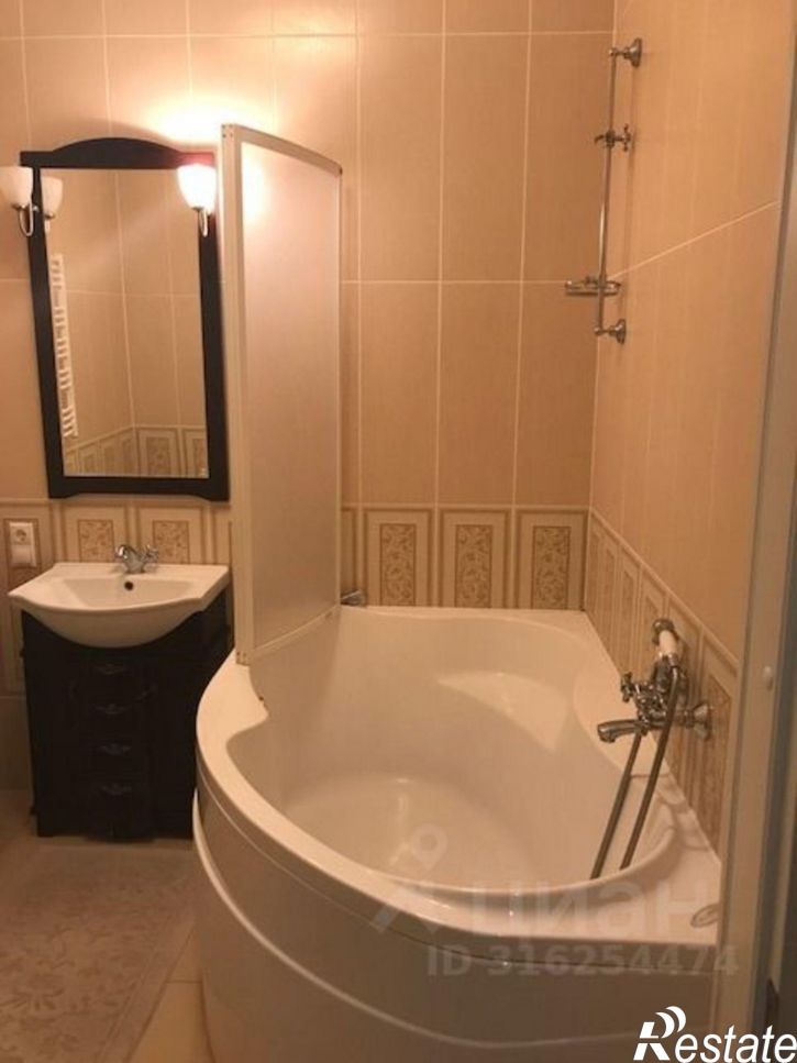 2-комн квартира ул Революции, 21а,  д. 21а