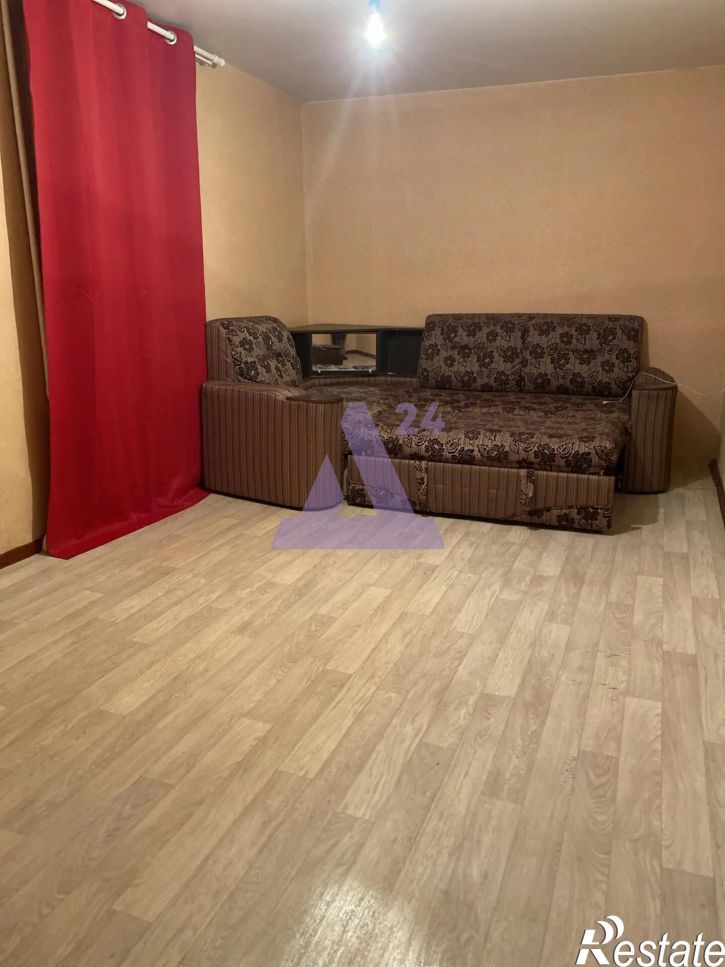 2-комн квартира улица Мира, дом 126А