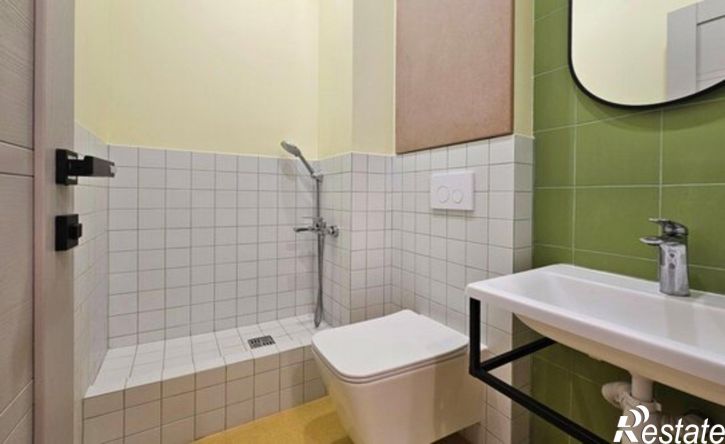 2-комн квартира улица Борцов Революции, 1Ак5