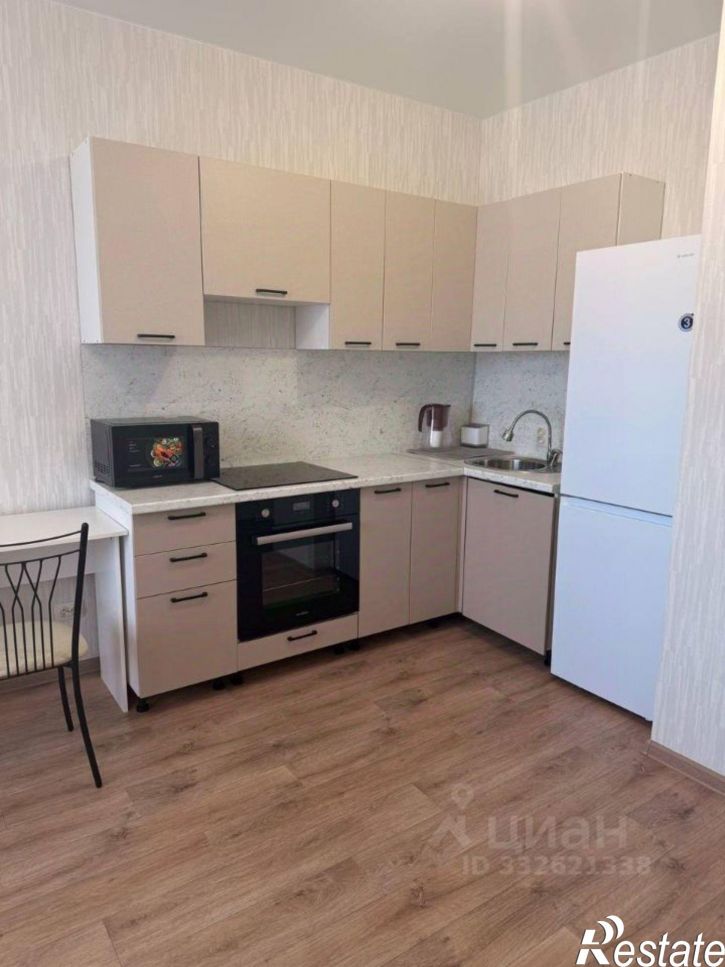 2-комн квартира ул Сапфирная, 13,  д. 13