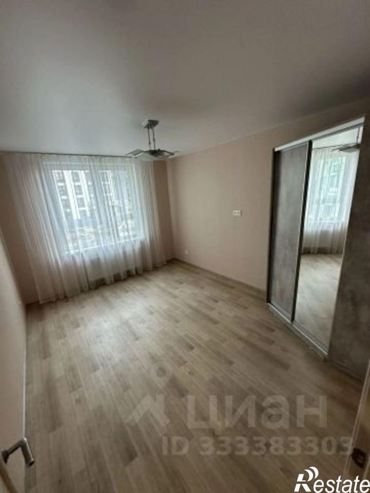 3-комн квартира ул Елькина, 16,  д. 16