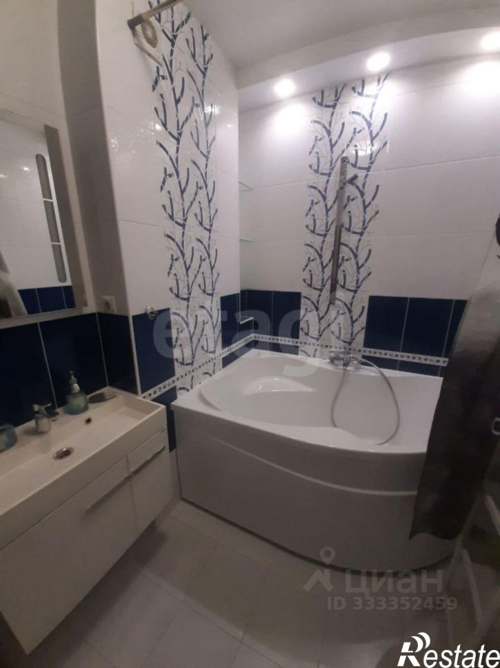 3-комн квартира ул Николая Островского, 64,  д. 64