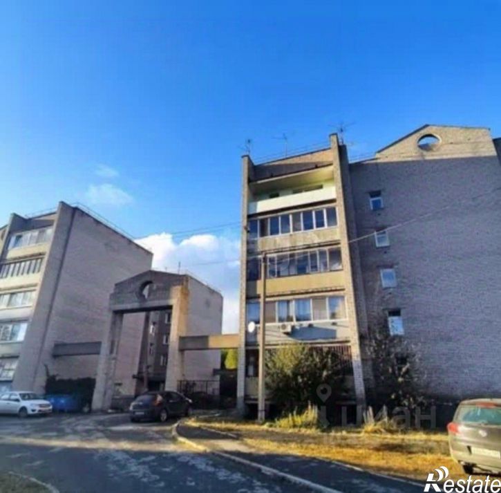 2-комн квартира ул 13-я Линия, 10/2,  д. 10/2